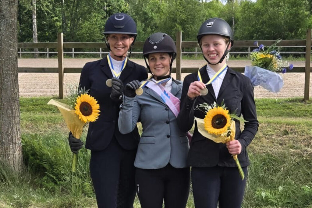 Julia Wittsell (silver), Idamaria Johansson (guld) och Sara Nissling (brons).