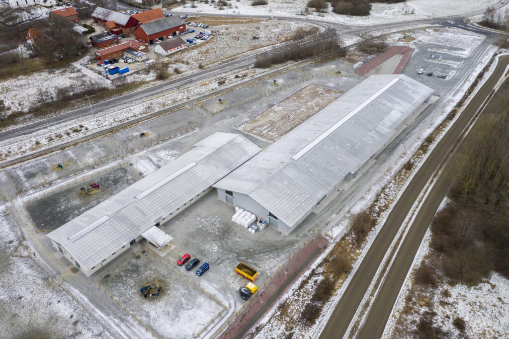 Malmö Civila Ryttareförenings nya anläggning ute vid Nya Jägersro är imponerande.